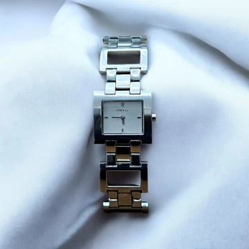 DKNY Chain Karóra