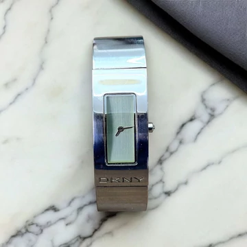 DKNY Karperec Karóra