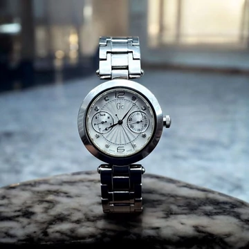 Guess GC Ladychic Swiss Made Premium Karóra