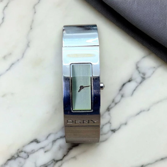 DKNY Karperec Karóra