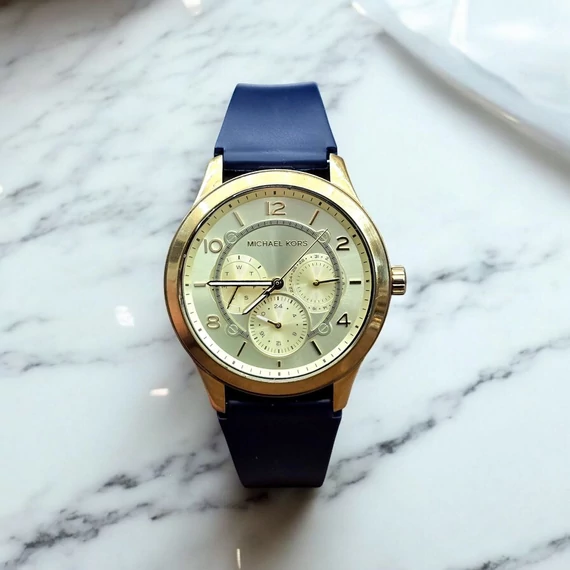 Michael Kors Runway Gold Karóra