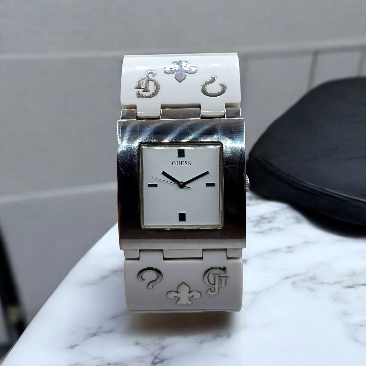 Guess White in Steel 2 Karóra